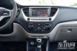 北京现代-现代悦纳-1.4L 自动旗舰型TOP