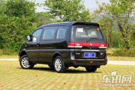 东风风行汽车-菱智-M5 2.0L 豪华型