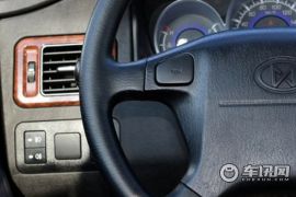 江铃集团轻汽-骐铃T3-2.4T创富版长厢4D25U