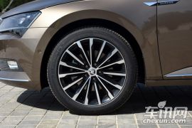 上汽大众斯柯达-速派-改款 380TSI DSG尊行版