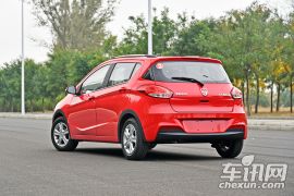 宝骏-宝骏310-1.2L 手动豪华型