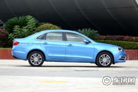 奇瑞汽车-艾瑞泽7e-1.6L e致尚版