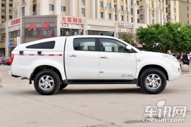 江铃汽车-域虎-2.4T四驱豪华版JX4D24