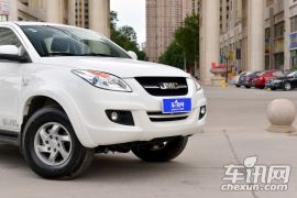 江铃汽车-域虎-2.4T四驱豪华版JX4D24