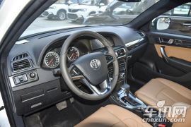 华晨中华-中华V5-1.5T 自动两驱智能型