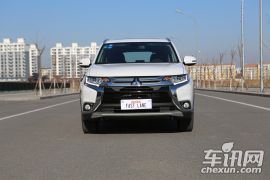 广汽三菱-欧蓝德-2.4L 四驱精英版 5座