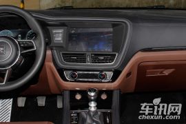 众泰汽车-众泰T600-运动版 1.5T 手动尊贵型