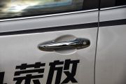 一汽丰田-RAV4荣放-荣放 2.5L 自动四驱尊贵版