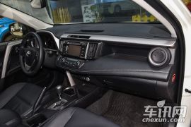 一汽丰田-RAV4荣放-荣放 2.5L 自动四驱尊贵版