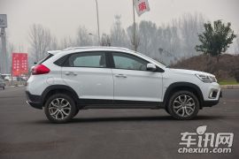 奇瑞汽车-瑞虎3X-1.5L 手动时尚版