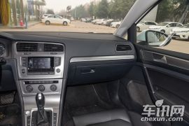 一汽-大众-高尔夫-230TSI 自动豪华型