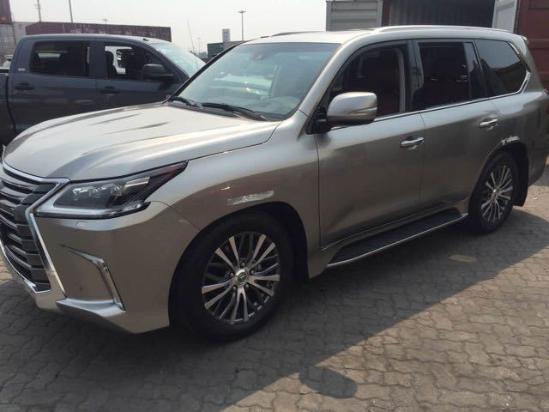 2017款雷克萨斯5700加版现车 天津现车价格