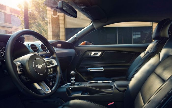 新款福特Mustang官图发布 配备10AT变速箱