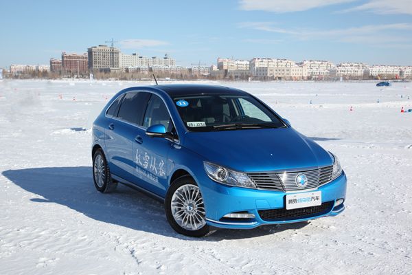 不惧严寒勇闯满洲里 冰雪试驾体验腾势400 