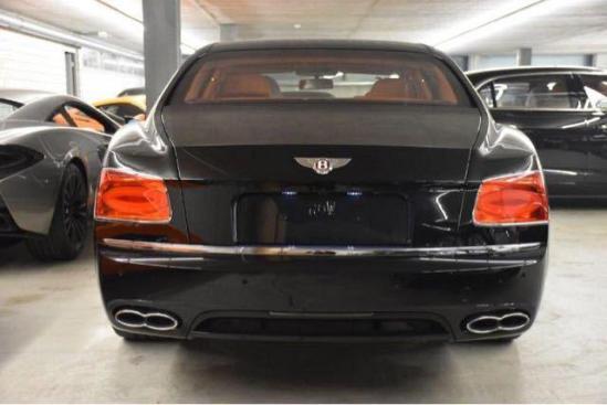 17款宾利飞驰4.0T欧规版V8S 调价抢不停