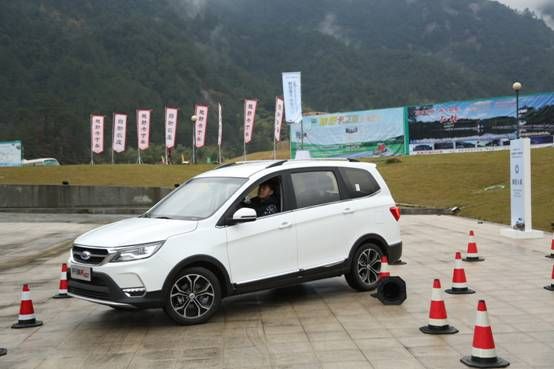 开瑞K60 ：8万元内最超值自动挡7座SUV 