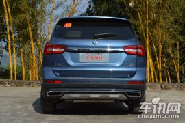 东风风行汽车-全新景逸X5-2.0L 手动尊贵型