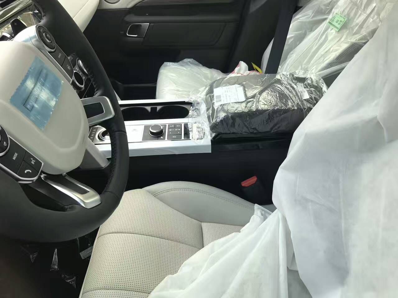 2017款路虎发现5美规汽油版顶级硬派越野车