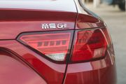 吉利汽车-帝豪GL-1.8L 手动精英型