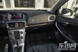 沃尔沃(进口)-沃尔沃V40-1.5T T3 智雅版