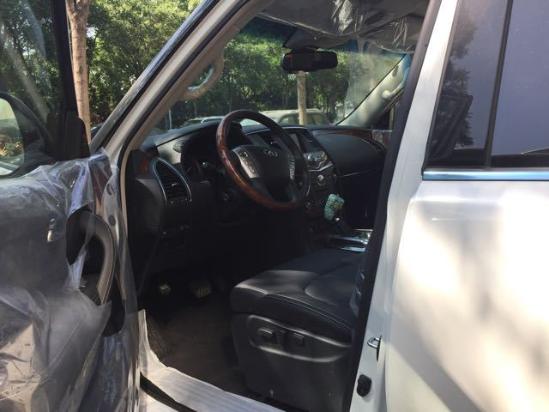 2017款英菲尼迪QX80霸气越野中东现车优惠