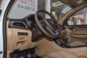 宝骏-宝骏730-1.5T 手动豪华型 7座