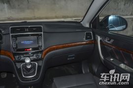 长城汽车-哈弗H6-运动版 2.0T 柴油 手动四驱尊贵型 国V