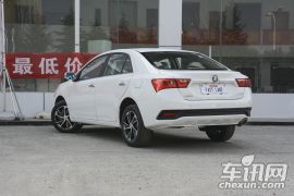 众泰汽车-众泰Z300-1.5L 手动尊享型