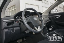 一汽奔腾-奔腾B50-1.6L 自动舒适型