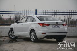 一汽奔腾-奔腾B50-1.6L 自动舒适型