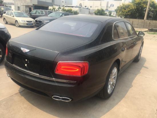 17款宾利飞驰天津港现车多少钱现车优惠