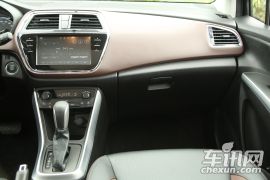 长安铃木-骁途-1.6L 自动两驱都市进取型