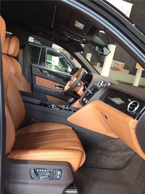 2017款宾利添越 超级品牌SUV科技时尚风范