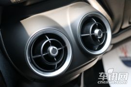 阿尔法罗密欧-Stelvio-2.0T 200HP 精英版
