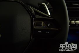 东风标致-标致5008-380THP 7座精英版