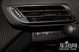 东风标致-标致5008-380THP 7座精英版