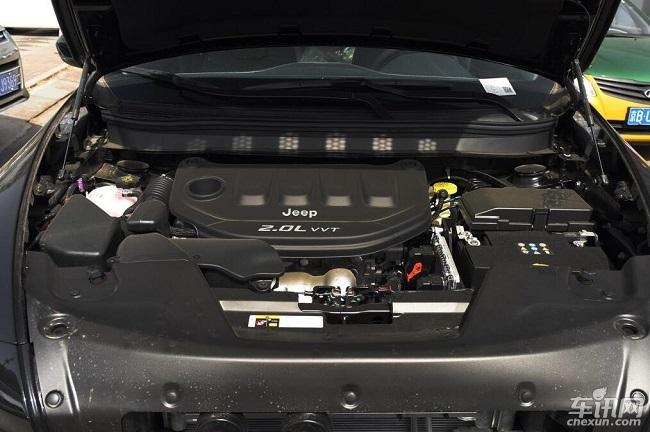 武汉Jeep自由光综合优惠5万元 现车齐全