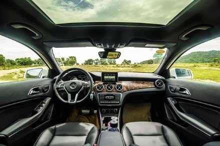 017款奔驰GLA最新报价 奔驰GLA200最低价_