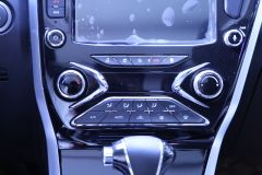 海马汽车-海马S5