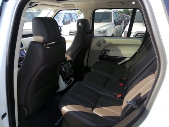 17款路虎揽胜行政版报价 裸车低价售全国