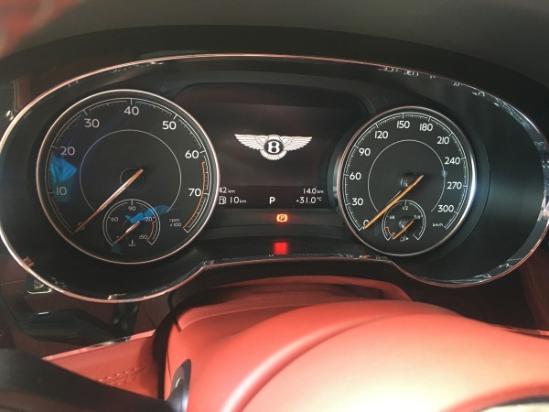 17款宾利添越宾利顶级SUV帝王级座驾请君来驾驭