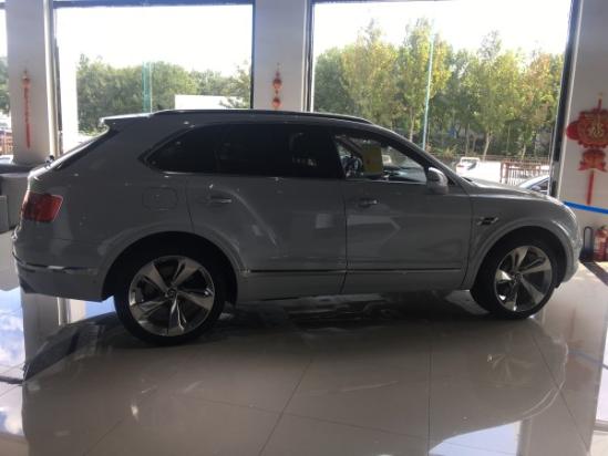 17款宾利添越宾利顶级SUV帝王级座驾请君来驾驭