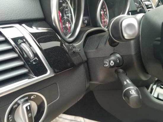 2017款奔驰GLE400 进口越野豪车造型独特