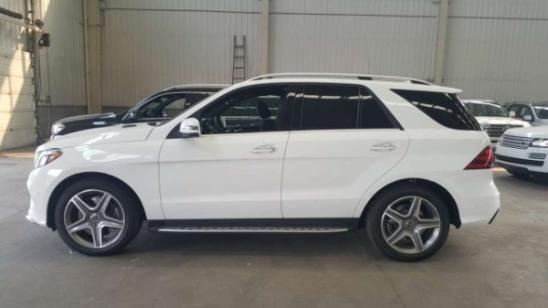 2017款奔驰GLE400配置报价年终促销报价