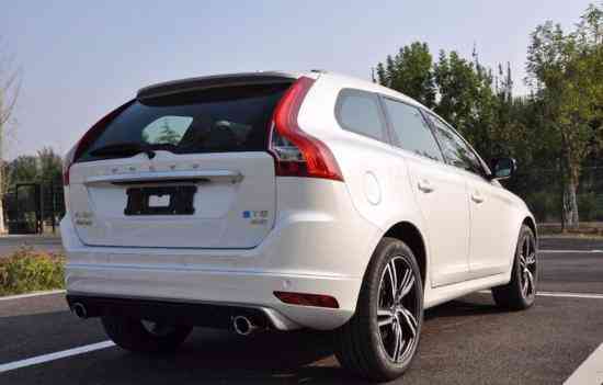 2017款沃尔沃XC60价格XC60T5AWD智进升级
