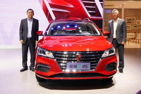 全球首款纯电动互联网休旅车荣威Ei5首秀 