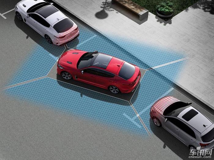 起亚高性能轿跑Stinger广州车展首发上市