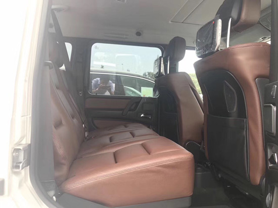 18款奔驰G500现车报价更新最强壮的SUV越野