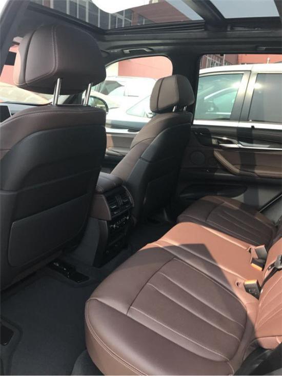 17款加版宝马X5M版 3.0T汽油凸显运动范-图12