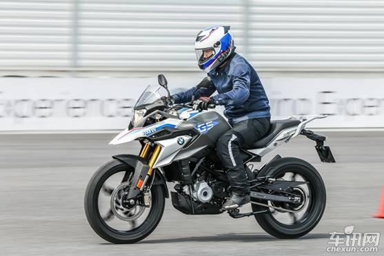 创新BMW G 310 GS诠释公路与越野骑行